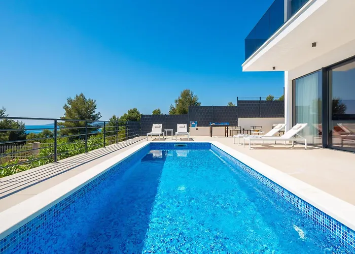 Willa Seaside Luxury With A Swimming Pool Rastici, Ciovo - 22934