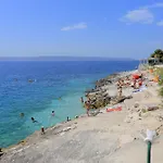 Вилла Seaside Luxury With A Swimming Pool Rastici, Ciovo - 22934 *