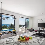 Seaside Luxury With A Swimming Pool Rastici, Ciovo - 22934 * Trogir