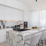 Seaside Luxury With A Swimming Pool Rastici, Ciovo - 22934