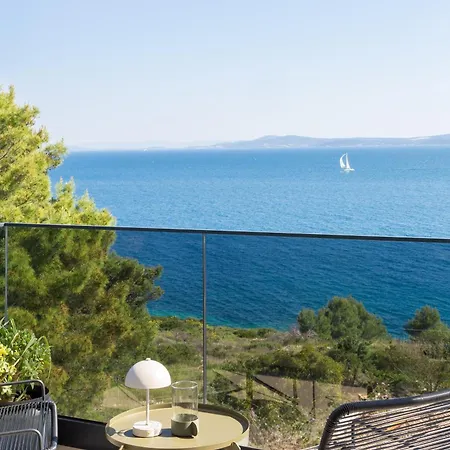 Seaside Luxury With A Swimming Pool Rastici, Ciovo - 22934 فيلة