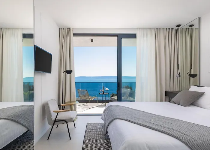 Βίλα Seaside Luxury With A Swimming Pool Rastici, Ciovo - 22934 Τρογκίρ