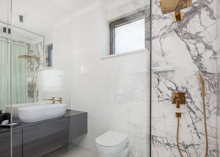 Βίλα Seaside Luxury With A Swimming Pool Rastici, Ciovo - 22934 Τρογκίρ